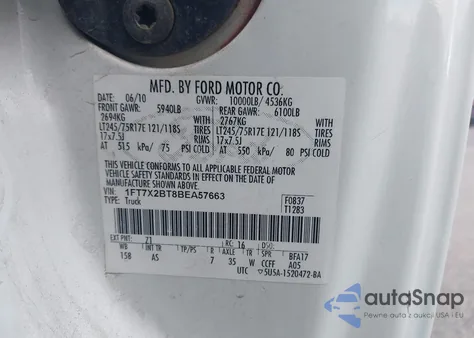 2011 Ford F-250 Xl z USA, uszkodzony, nr VIN 1FT7X2BT8BEA57663